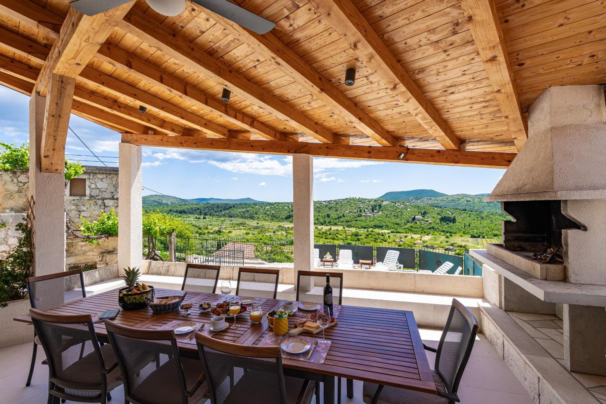Private Pool Villa - Meditteranean Peace สลาโน ภายนอก รูปภาพ